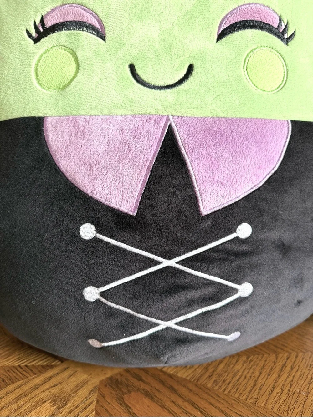 Squishable soft pillow